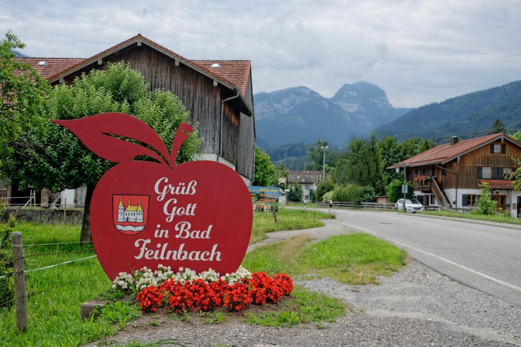 Ein allgemeiner Bergblick oder ein Berglick von des Hotels aus