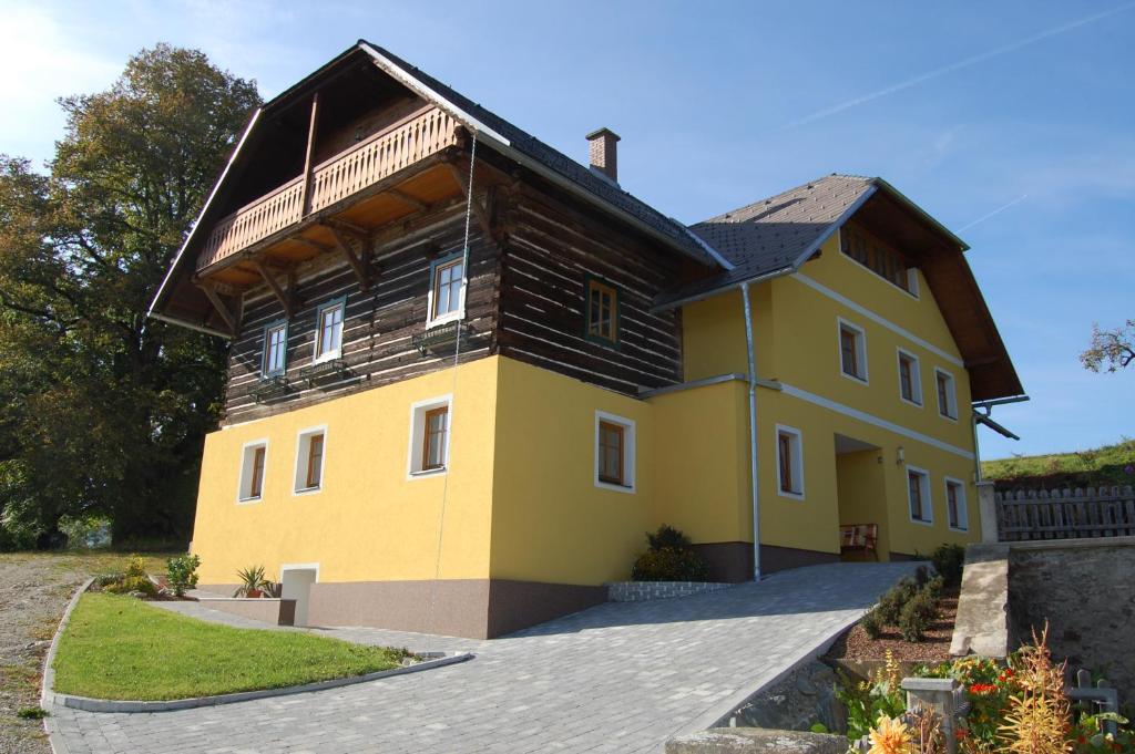The building in which Az apartmant is located