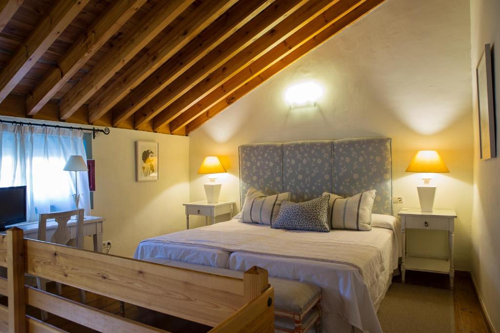 Hotel Cortijo del Arte - Caminito del Rey - Habitación Dúplex Clásica