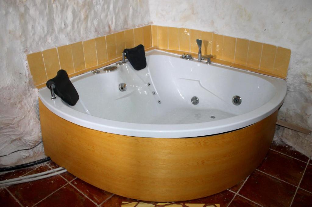 Jacuzzi Casa Cueva Rural con Jacuzzi Paraíso del Júcar Albacete