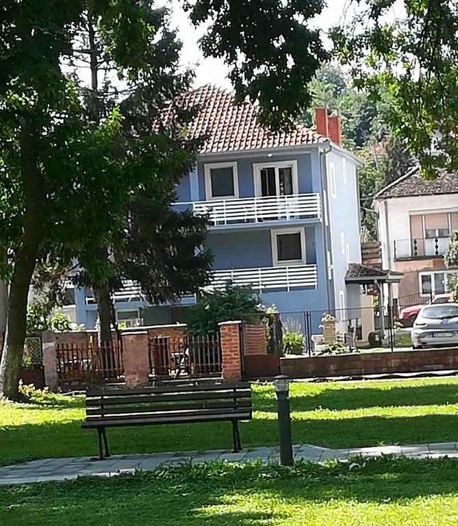 Budova, kde se apartmán nachází