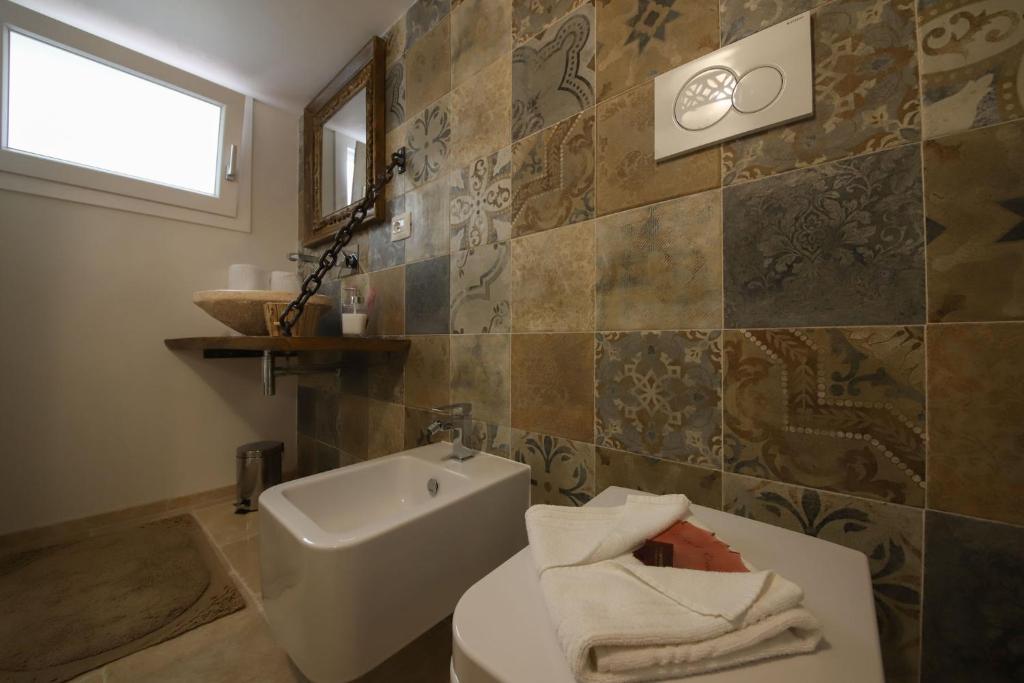 Kúpeľňa v ubytovaní SUITE 52