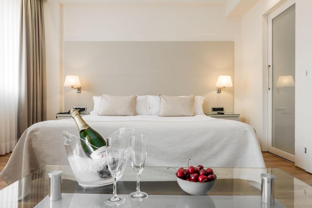 Aparthotel Mariano Cubi Barcelona - Resim 19