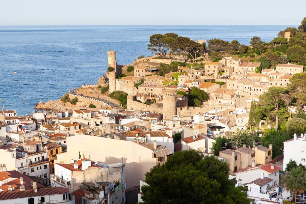 Lets Holidays Apartment Costa Brava, Tossa de Mar ...