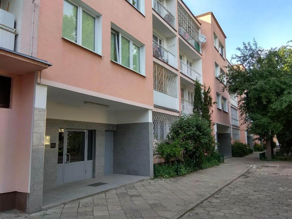 Budova, v ktorej sa apartmán nachádza