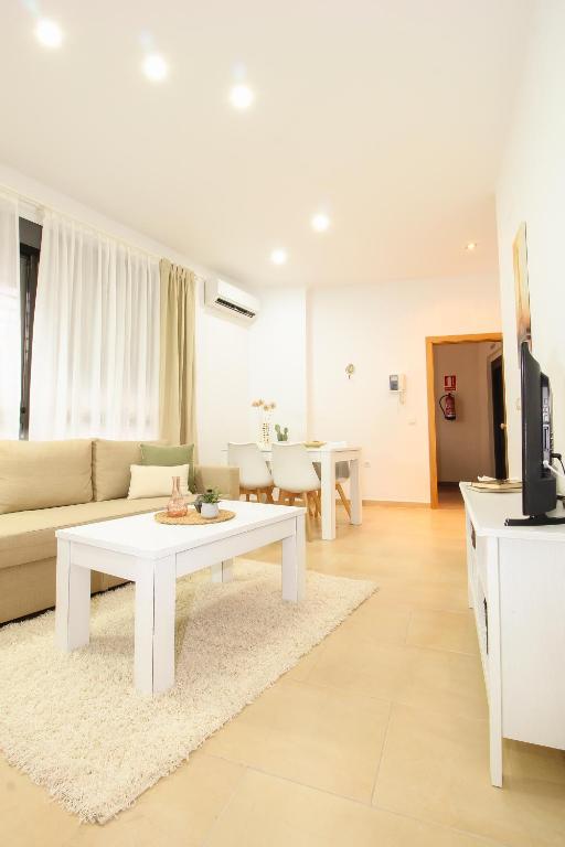 A television and/or entertainment centre at Apartamento San Julian