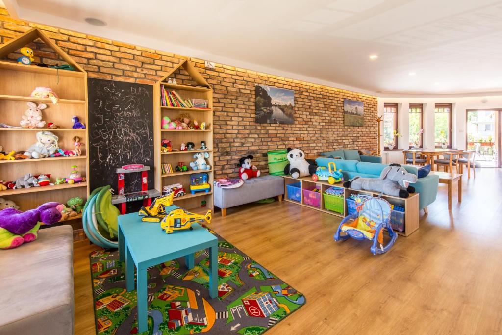 Słoneczny Dwór - 4