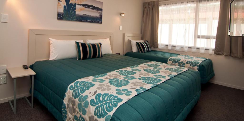 
Ground Floor Suite with Jetted Spa Bath
