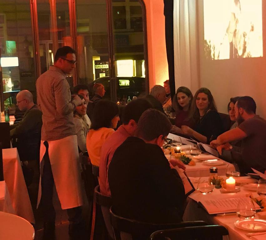 Central Hotel bel étage - Resim 33