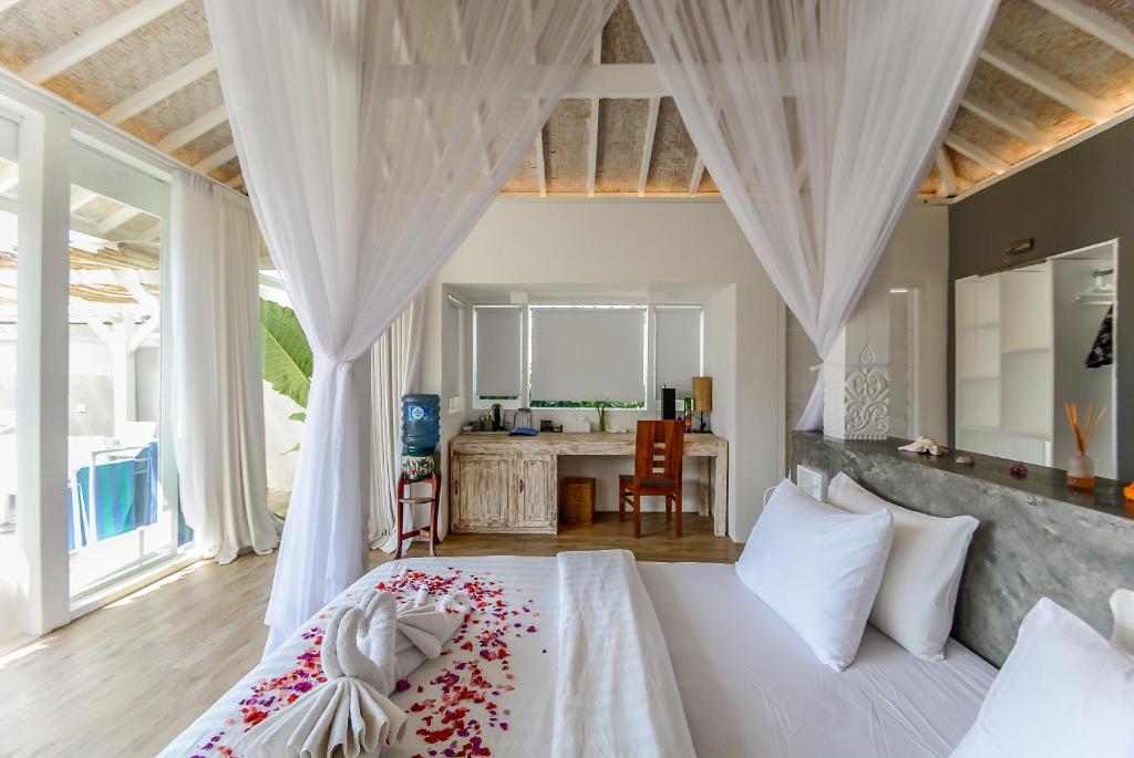 Mahi Mahi Villa & Suites - 10