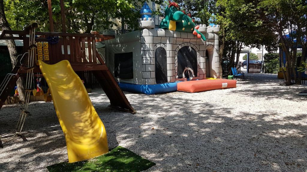 Herní místnost nebo prostor pro děti v ubytování Hotel Promenade Universale