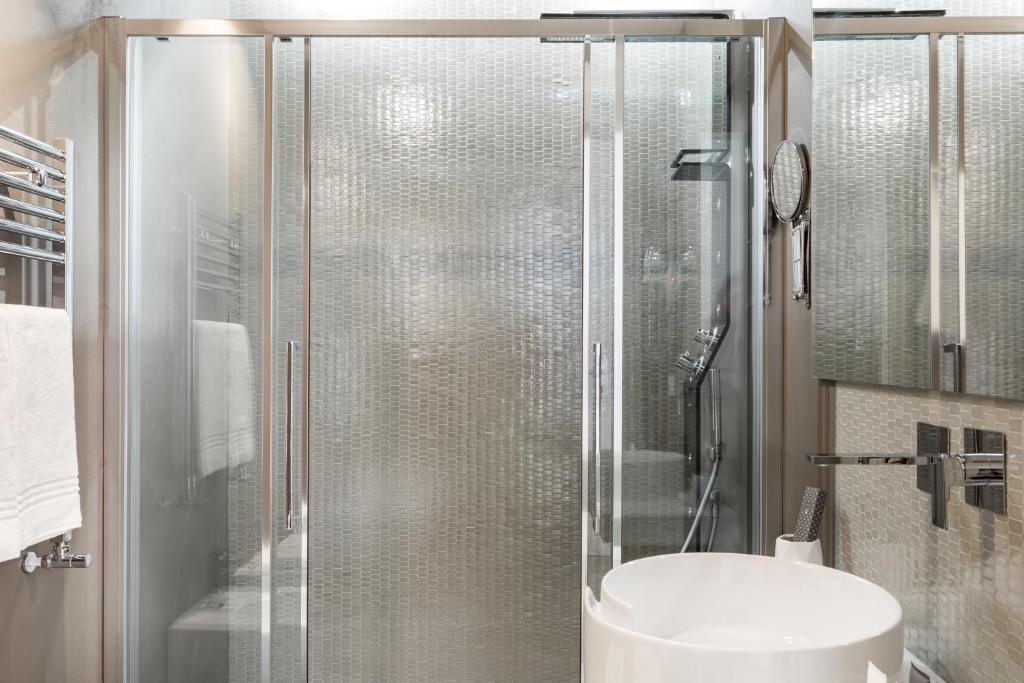 A World Aparts - Barberini Boutique Hotel - Resim 45