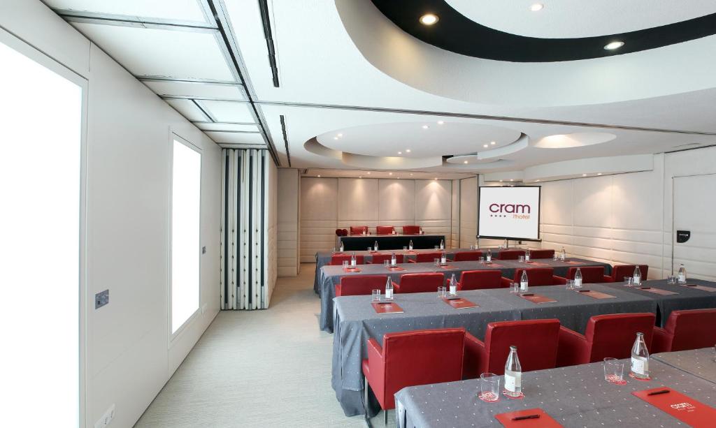 Cram Hotel - Resim 33