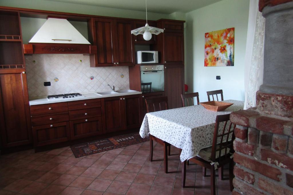 Kuchnia lub aneks kuchenny w obiekcie Villa Lavanda