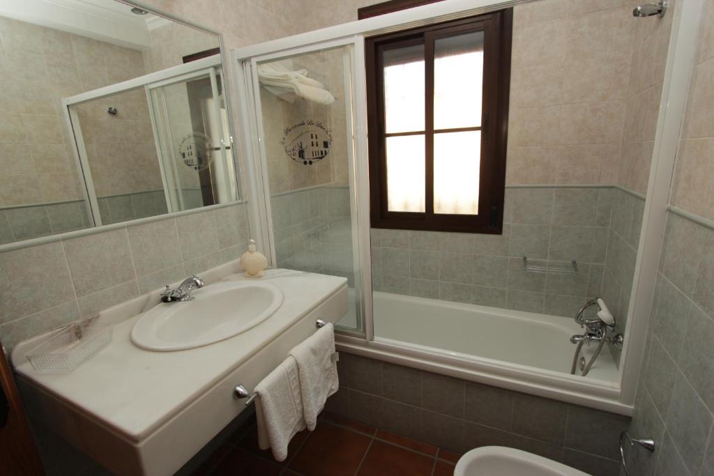 La Hacienda de Don Luis - Two-Bedroom Apartment (4 Adults)