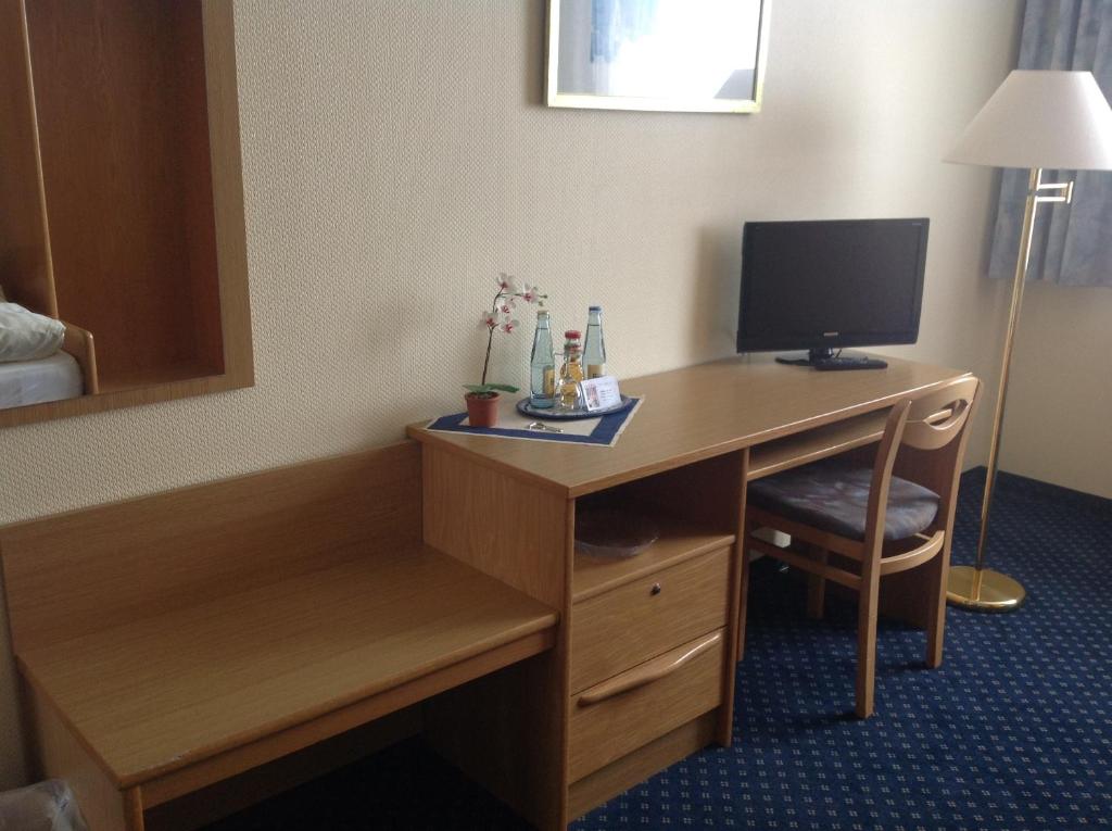 TV a/nebo společenská místnost v ubytování Witt's Gasthof