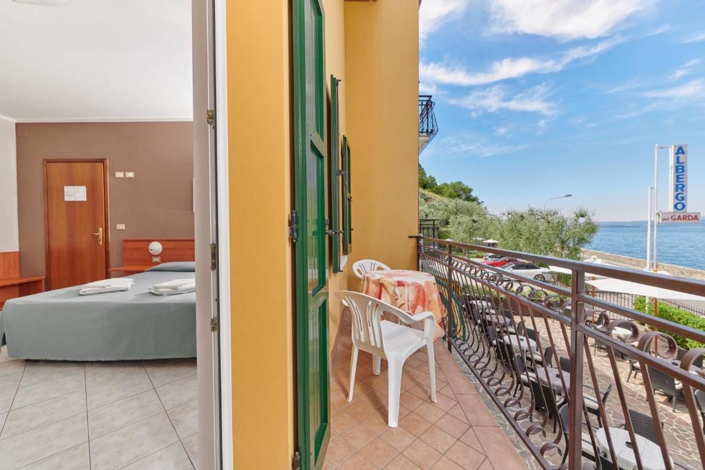 Balkón nebo terasa v ubytování Albergo Del Garda
