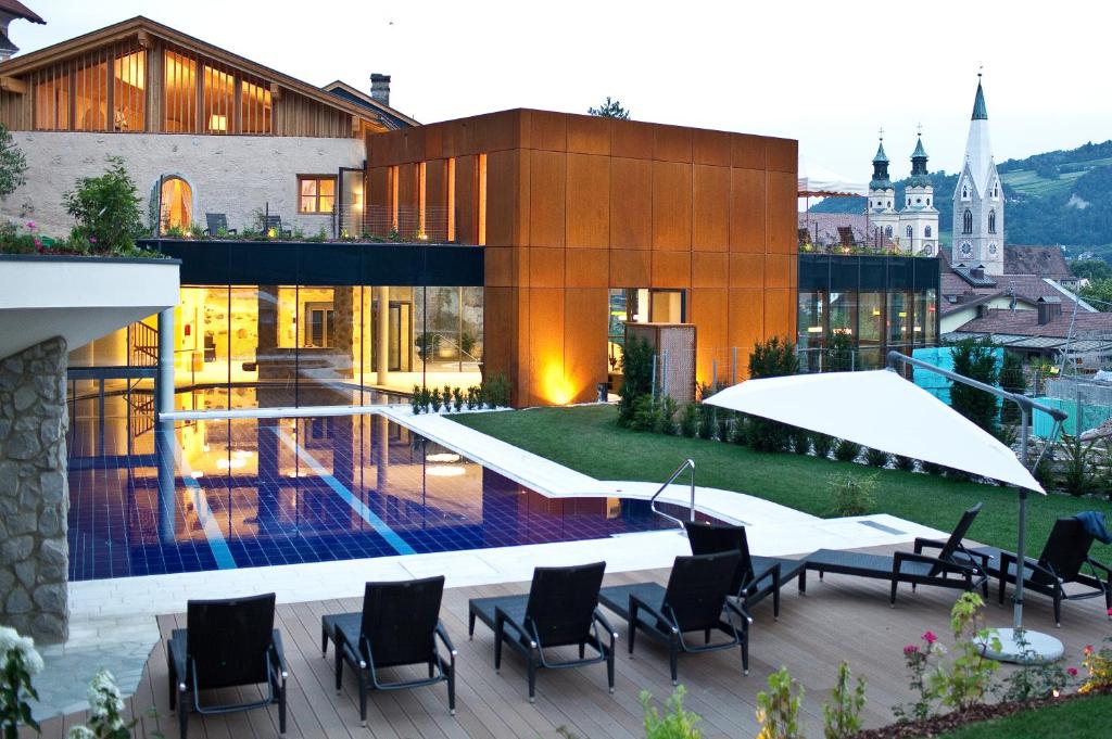 Bazén v ubytování Hotel Grüner Baum nebo v jeho okolí