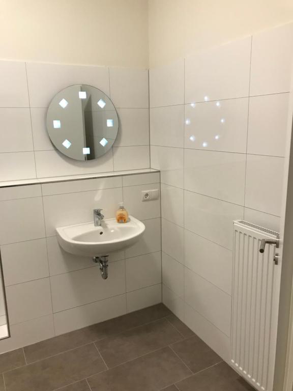 Koupelna v ubytování Hotel Fame am Hauptbahnhof