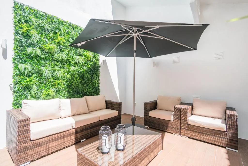 Private terrace & Design Apartment, Amadora, Portugal