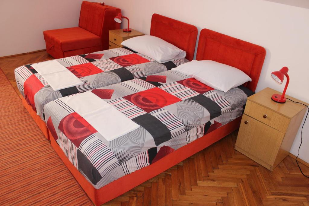 Posteľ alebo postele v izbe v ubytovaní Dudić apartmani