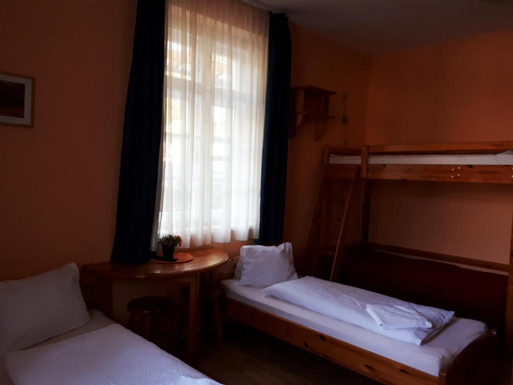 Vuode tai vuoteita majoituspaikassa Hotel Alpin Murau