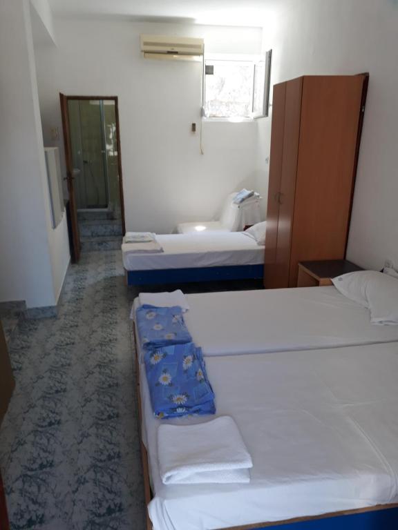Guest House Sandra - Quadruple Room With Bathroom
