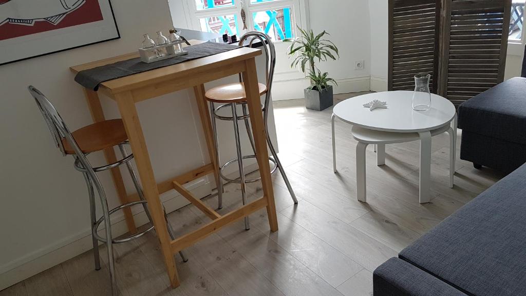 Villa Helvetia Wifi - One-Bedroom Apartment