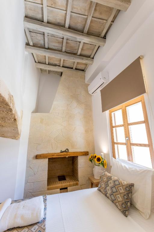 Aelios Design Hotel - 11