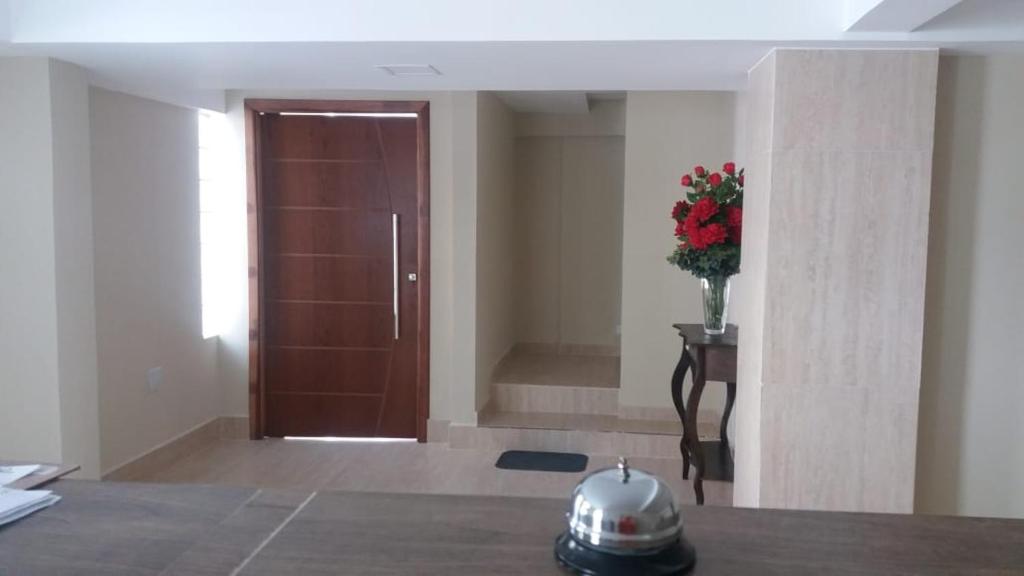  HOTEL INTERLAGOS