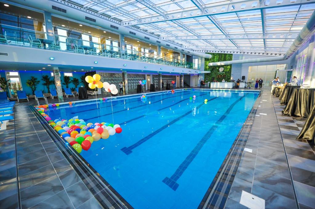Piscina di Luani-A spa & wellness center o nelle vicinanze