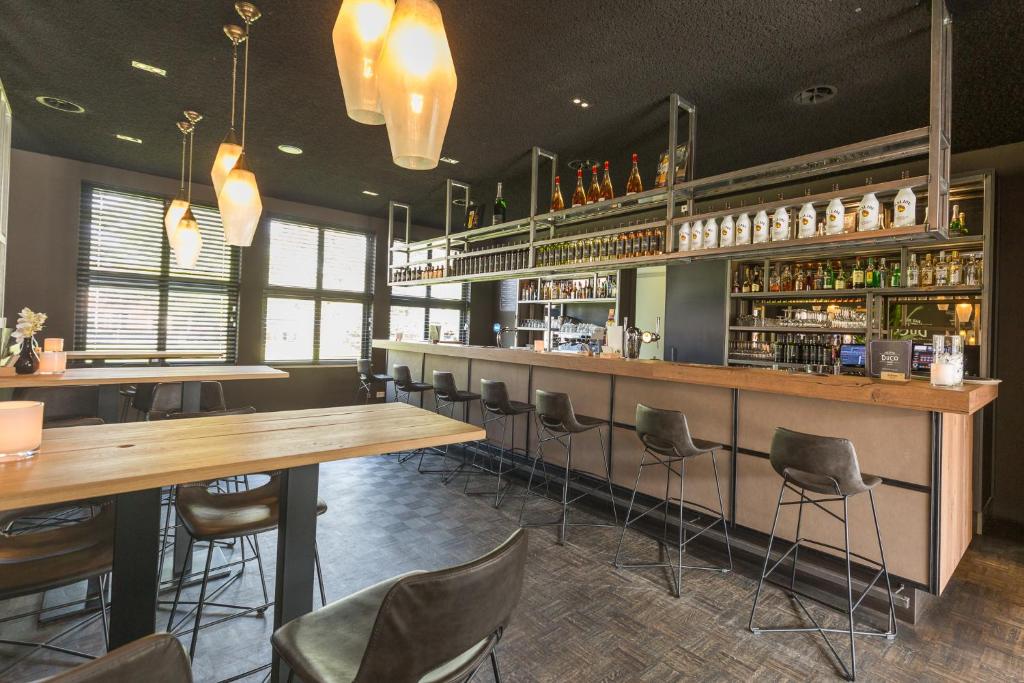 Nápoje v ubytování Fletcher Kloosterhotel Willibrordhaeghe