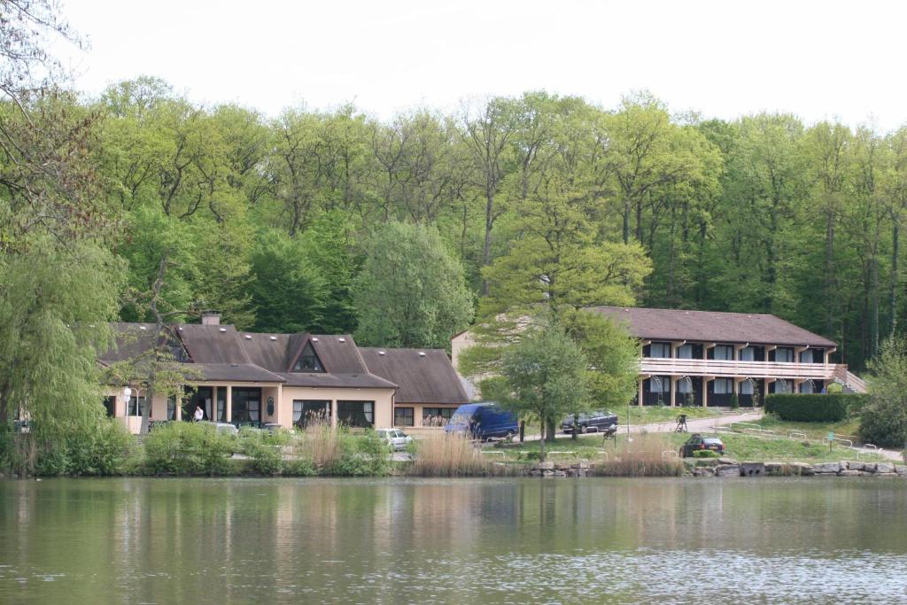 Hotel Restaurant des Lacs, Contrexéville – Tarifs 2024