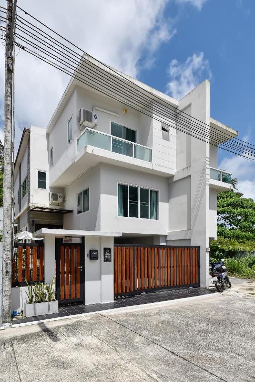 Modern House Patong Hill - 7 beds - Kitchen - Casa Con Tre Camere Da Letto