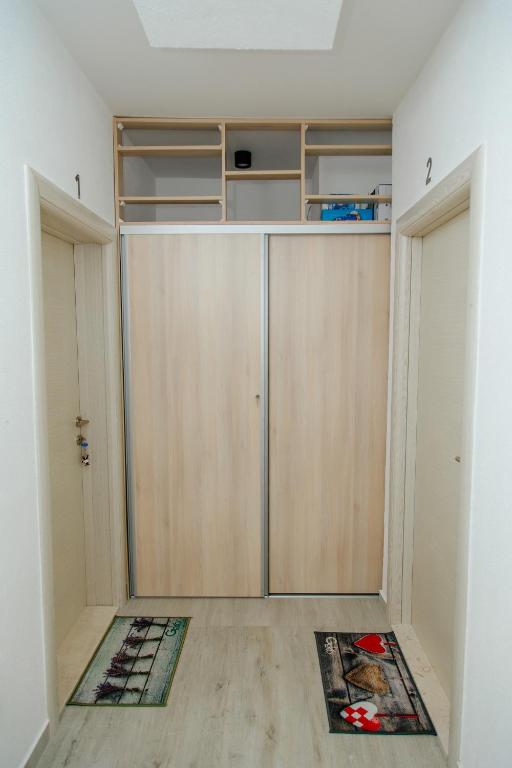 Fotografie z fotogalerie ubytování Apartmani Mozaici v destinaci Risan