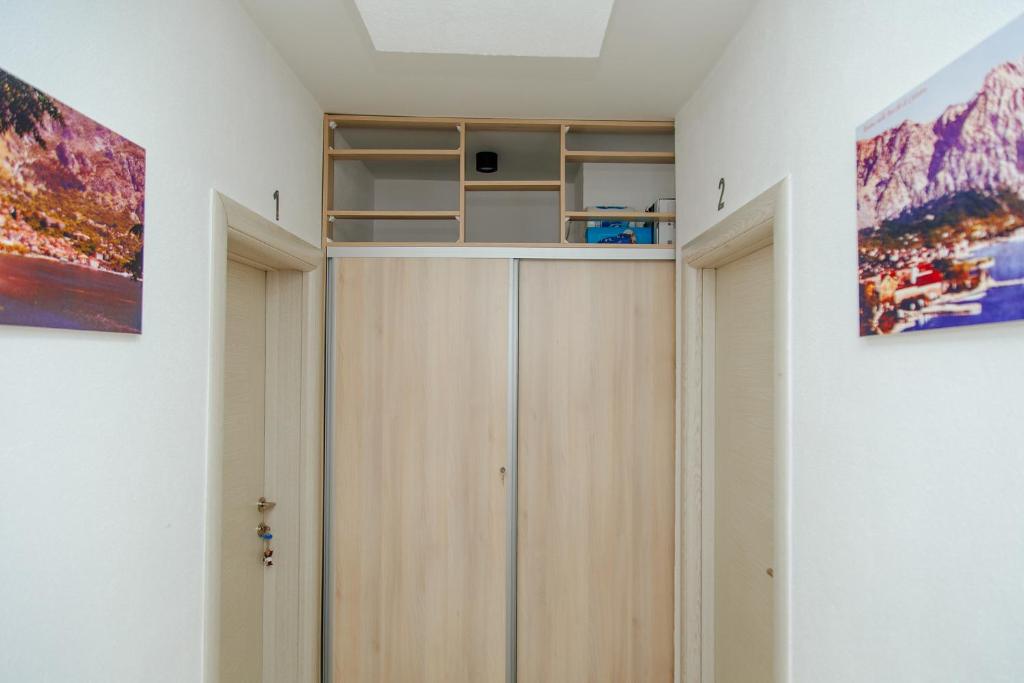 Fotografie z fotogalerie ubytování Apartmani Mozaici v destinaci Risan