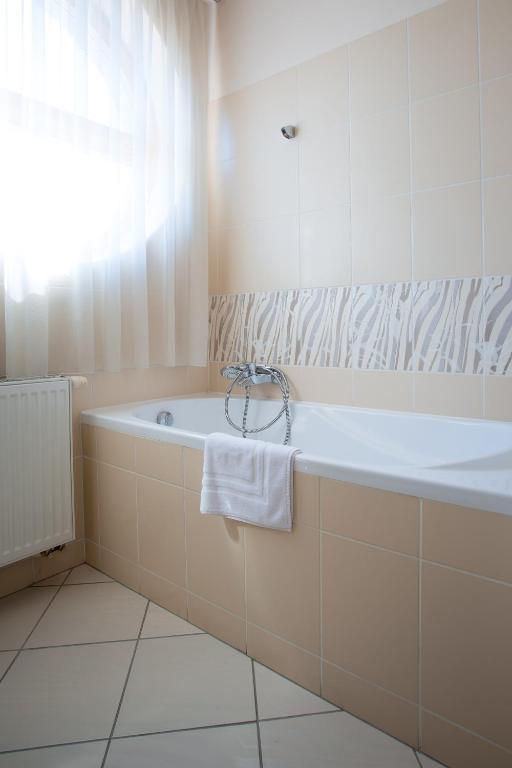 Hotel U Pramenu - Resim 24