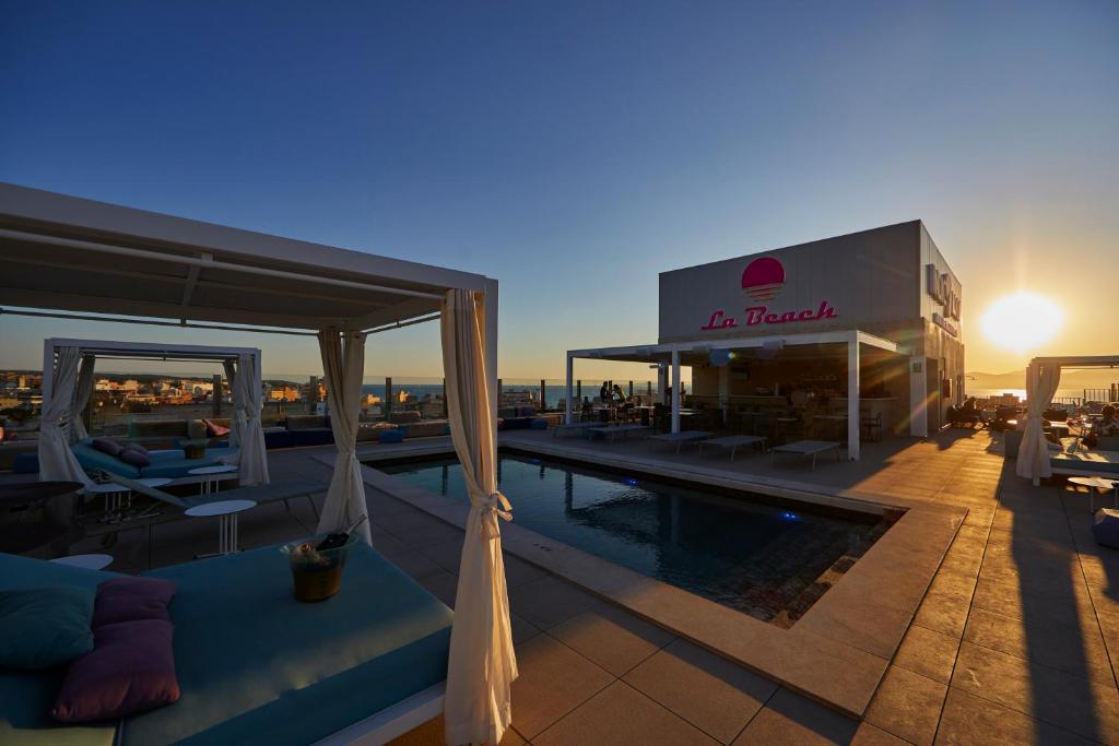 Bazén v ubytování Indico Rock Hotel Mallorca - Adults Only nebo v jeho okolí