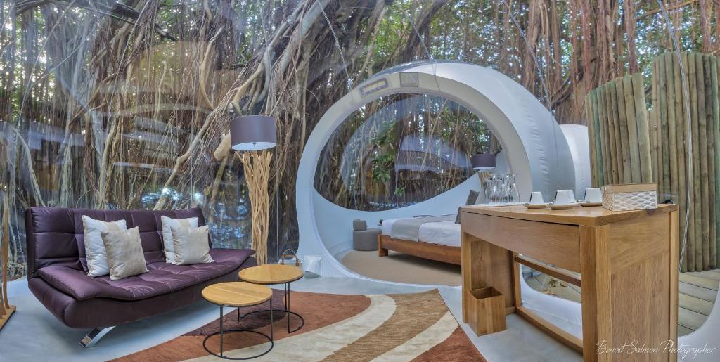 Zahrada ubytování Bubble Lodge Ile aux Cerfs Island