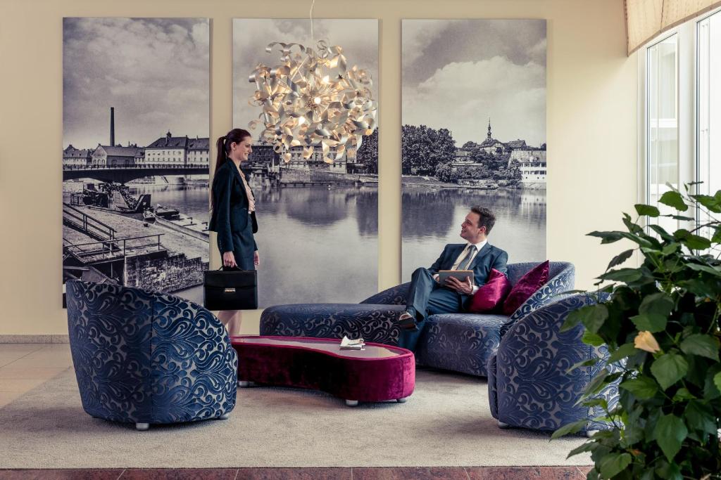 Posezení v ubytování Mercure Hotel Schweinfurt Maininsel