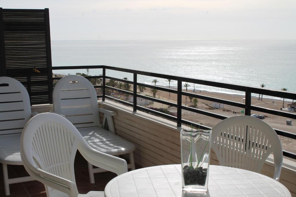 Playa Paraíso 48D, Villajoyosa (updated prices 2024)