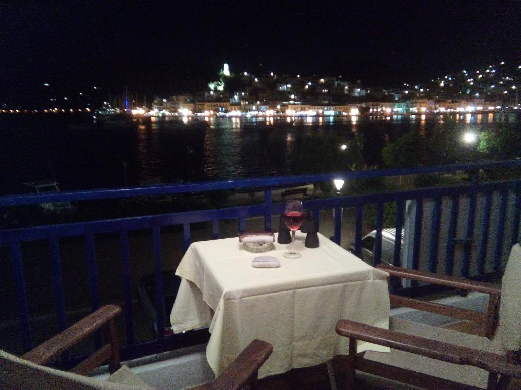 Balkón nebo terasa v ubytování Bissias Guest House