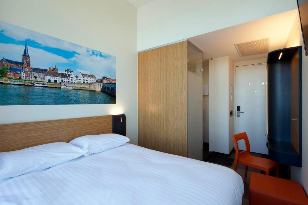 easyHotel Maastricht City Centre - Resim 32