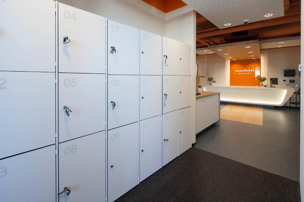 easyHotel Maastricht City Centre - Resim 35