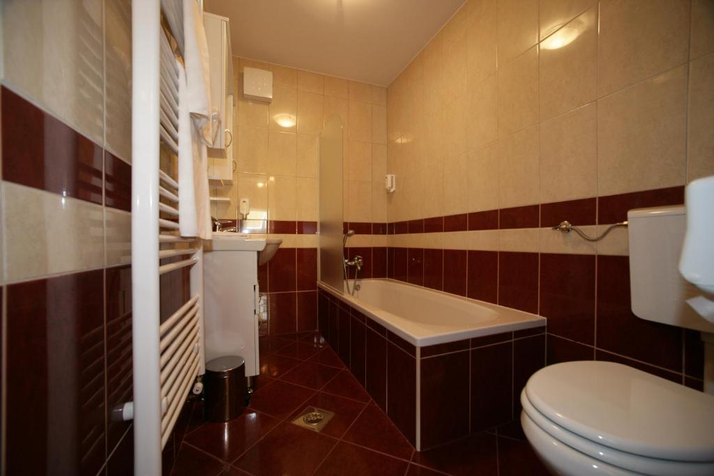 Koupelna v ubytování Hotel Aqua Roma