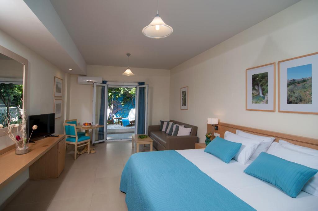 Postel nebo postele na pokoji v ubytování Hotel Estia