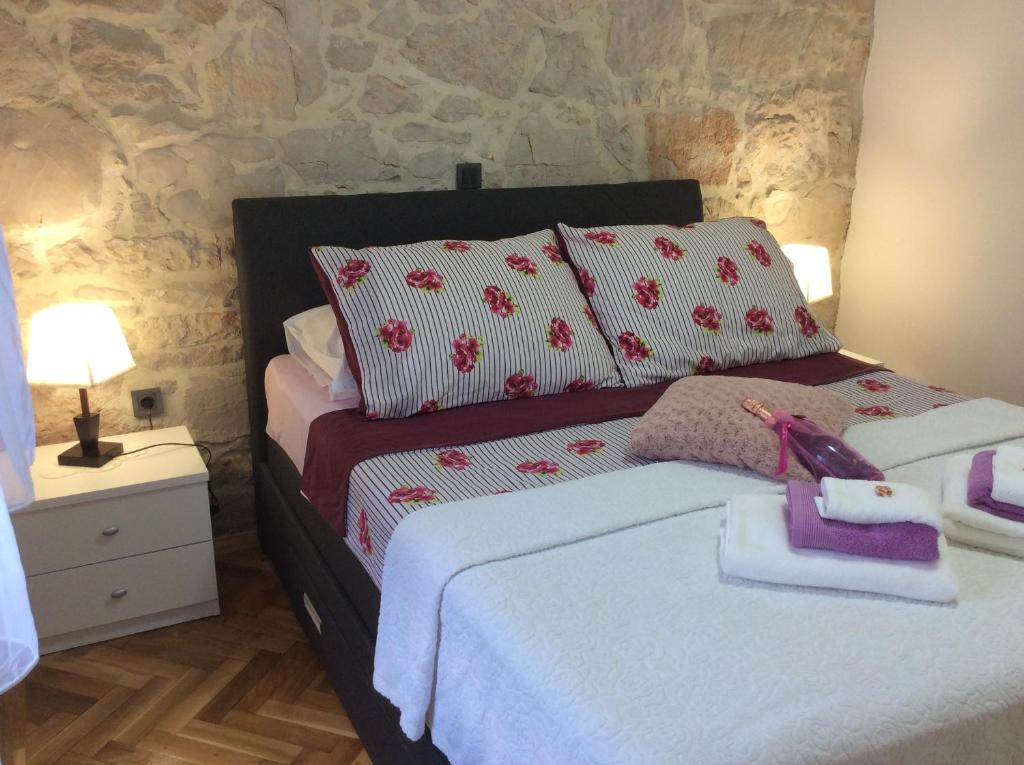 Postel nebo postele na pokoji v ubytování Apartment Karla SNB