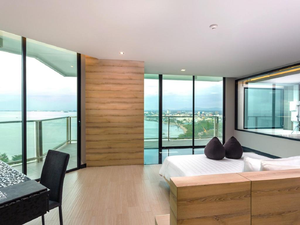 Tsix5 Phenomenal Hotel Pattaya - Resim 34