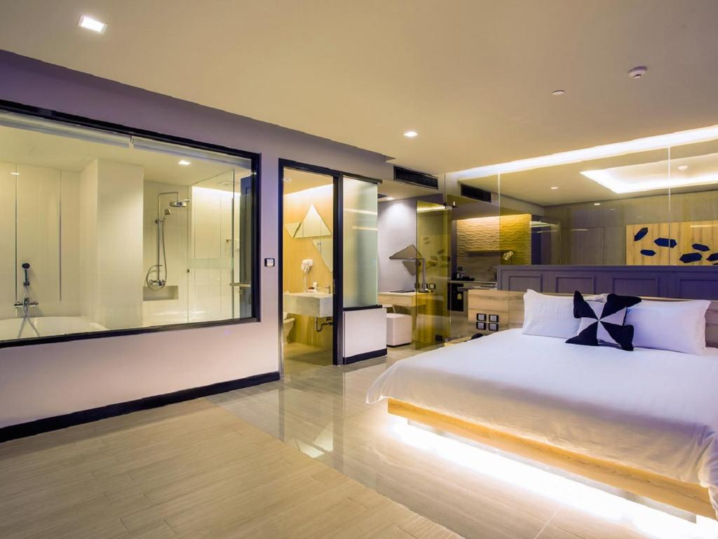 Tsix5 Phenomenal Hotel Pattaya - Resim 26