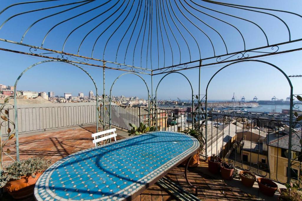 Фото ALTIDO Apt For 3 With Panoramic Terrace And Stunning View